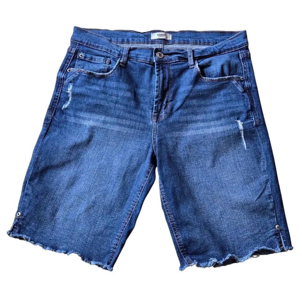 Kensie Jeans Women's 8/29 Denim Bermuda Shorts Distressed Raw Hem Stretch